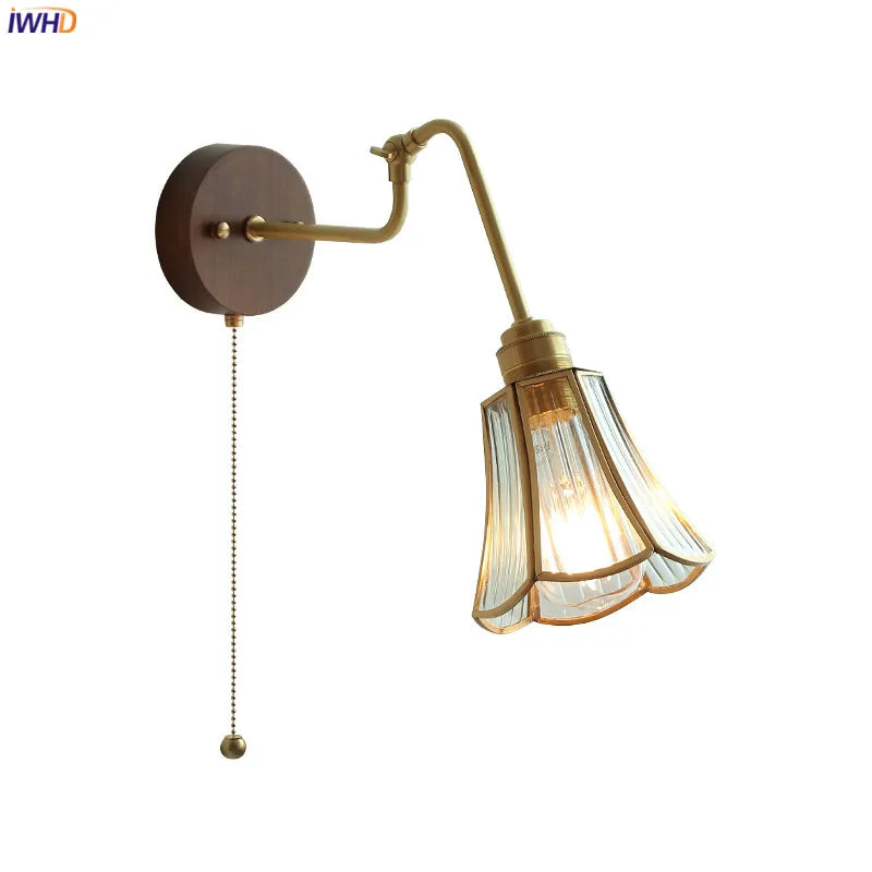 Helnys Vintage Wall Lamp with Pull Chain and Wood Base