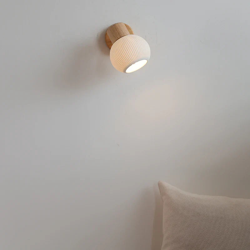 Helnys White Ceramic LED Wall Lights with Pull Chain Switch - Modern Nordic Design