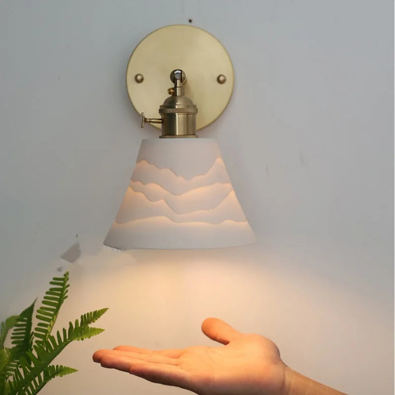 Helnys Adjustable LED Wall Sconce with Pull Chain Switch
